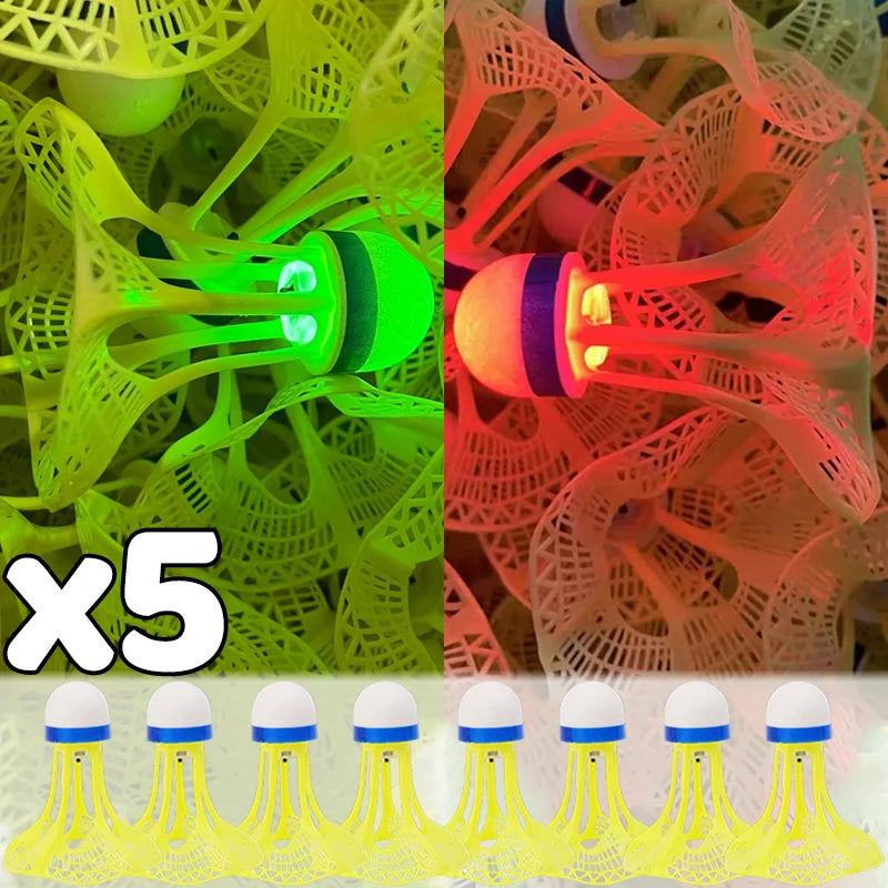 LED Luminous Badminton Shuttlecock Glow in The Dark Nylon Birdies Windproof Outdoor Night Training Sports Fitness Green Red