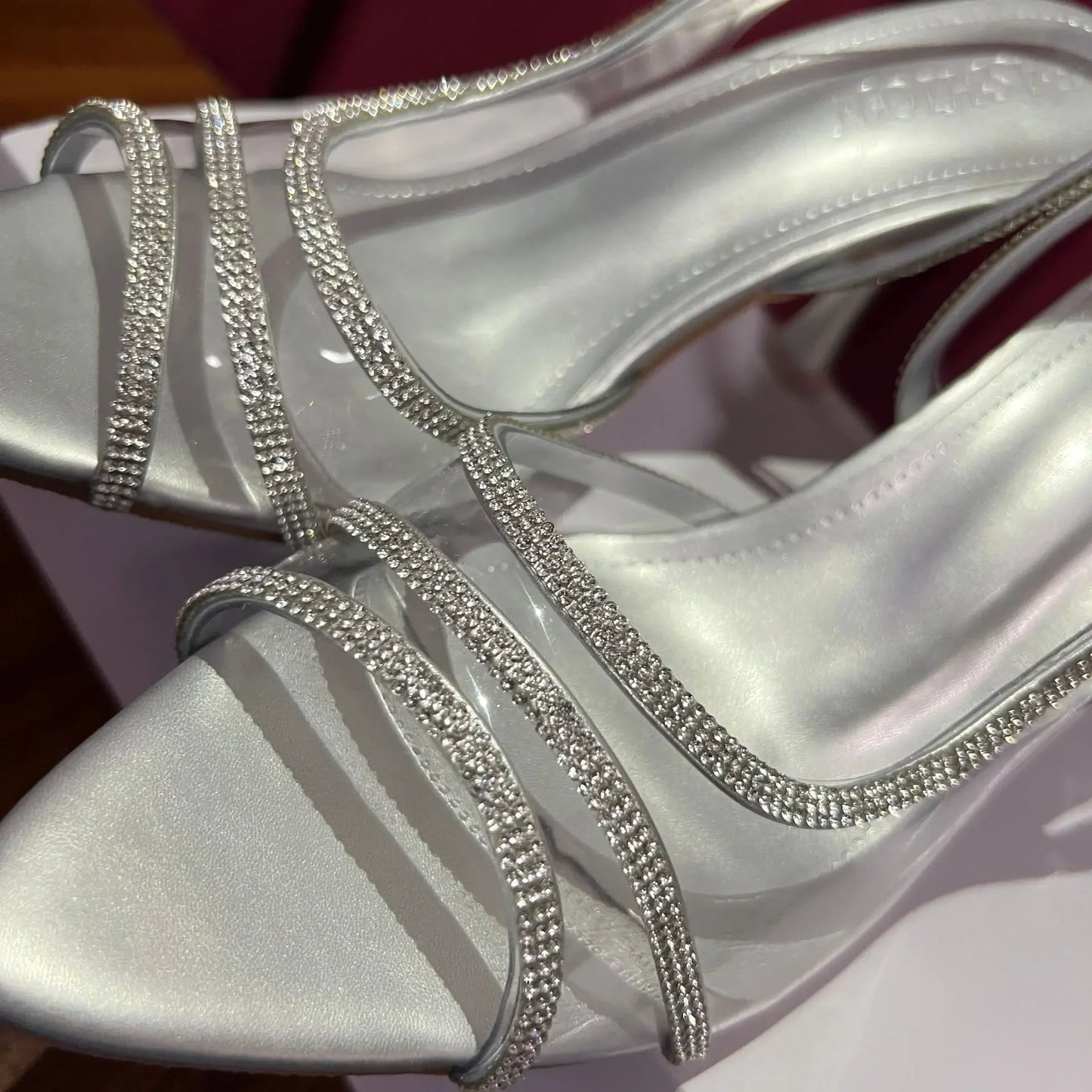 Transparent Water Diamond Women's Sandals Summer 2025 New Style Versatile Fish Mouth Pointed Toe Elegantly Exposed Toe Stiletto