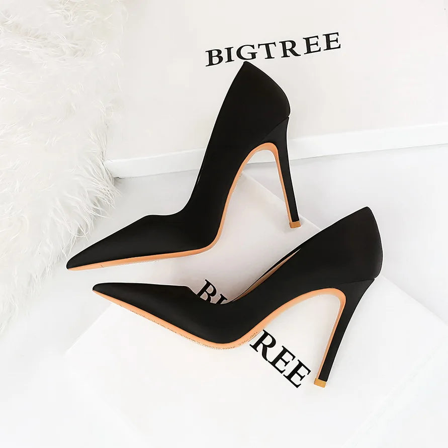 Large Size 43 Pointed Shoes Woman Pumps Professional OL High Heels Office Shoes Silks Satins Women Heels Stilettos Ladies Shoes
