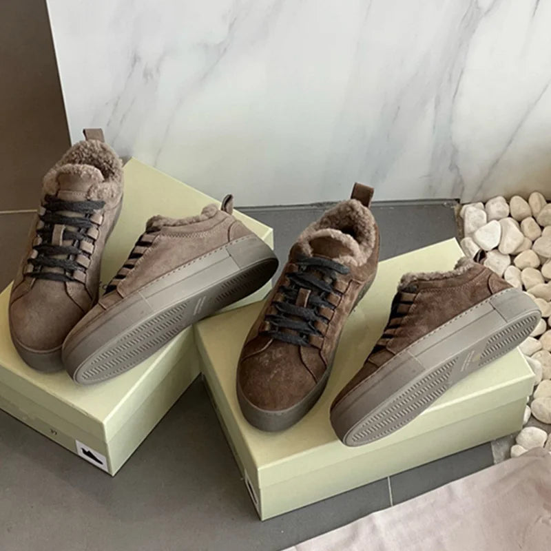 Withered Top Quality Vintage Comfortable Shoes Nordic Winter Snow Shoes Women Sheep Suede Wool Sneakers Women