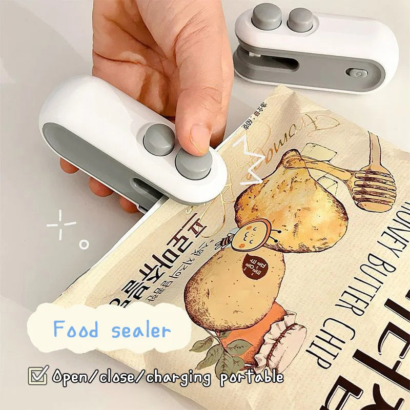 New Mini Bag Sealer Plastic Bag Sealing Machine 2 in 1 Heat Seal Rechargeable With Cutter For Plastic Bags / Snack Bags