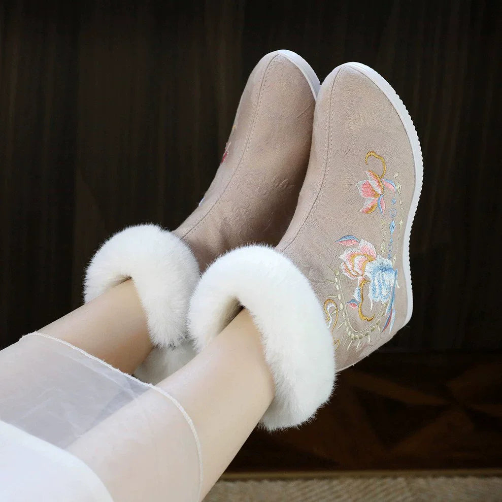 Winter Fashion Shoes Embroidered Fur Boots For Woman Bota Ancient Costume Botines Para Mujeres Hanfu Women's Boots Botas Mujer