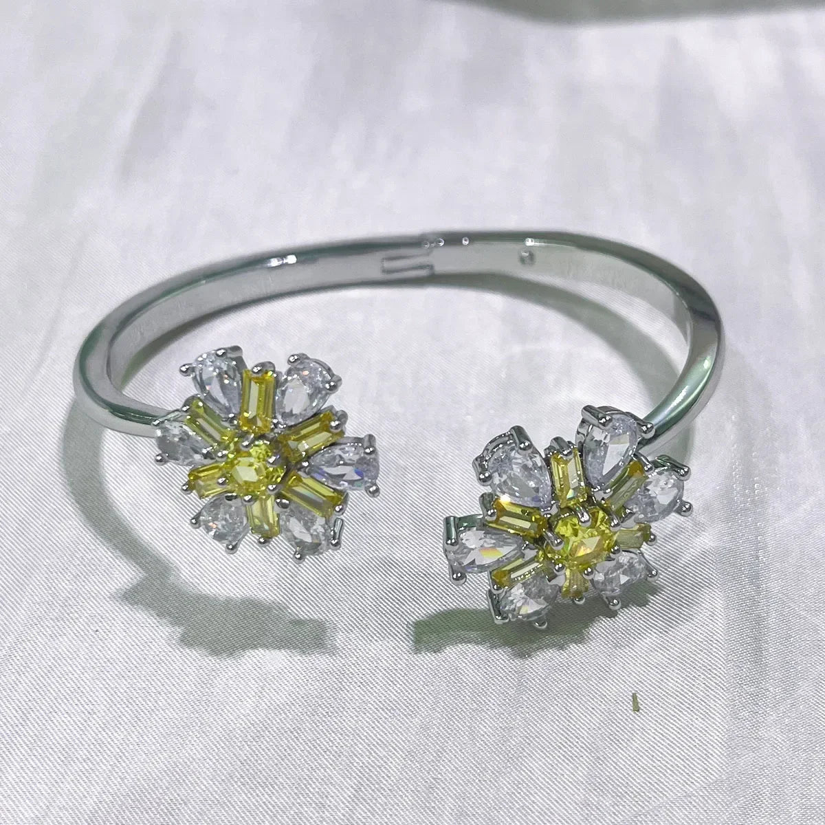 Snowflake Flowers Original New Sales Trend High Quality Jewelry Flower Sets Necklace Earring Ring Bracelet Pink Anniversary Gift