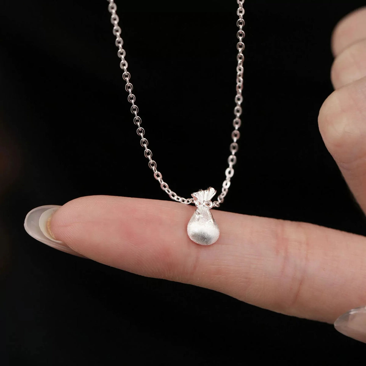 VENTFILLE  925 Sterling Silver Black Agate Necklace for Women Girl Snake Bone Chain Water Drop Jewelry Gift Dropshipping