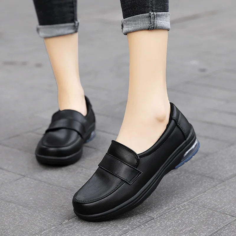 2022 New Comfortable Soft White Flat Shoes Air Casual Sneakers Shoes for Women Non-slip Breathable Women Loafers Zapatos Mujer