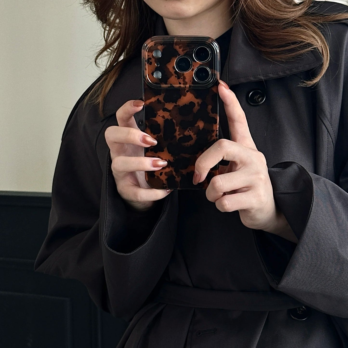 Retro Stylish Amber Color Lamber Pattern Glossy Phone Cover Case for iPhone 17 16 15 14 13 12 Pro Max Plus Air