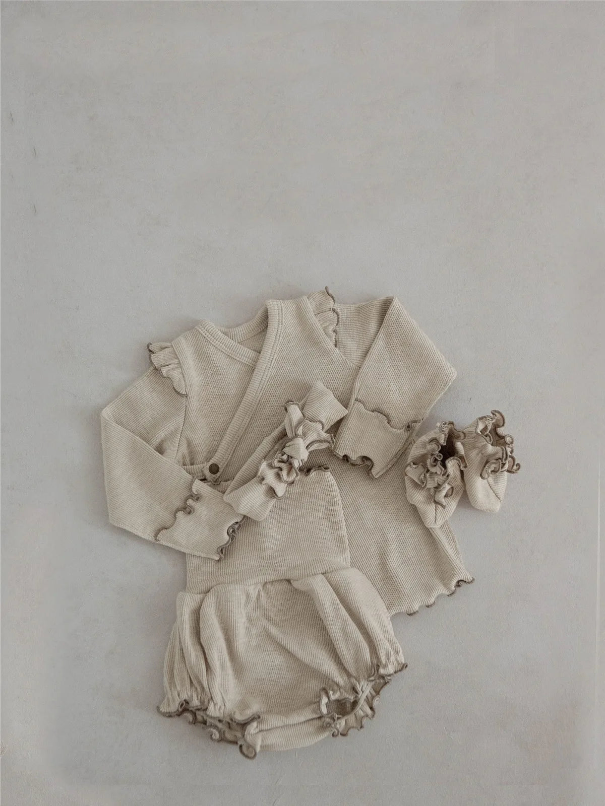 6738 Baby Clothing Set 2025 Autumn New Baby Girl's Home Suit Flying Sleeve Top+High Waist Belly Shorts Pajamas Set