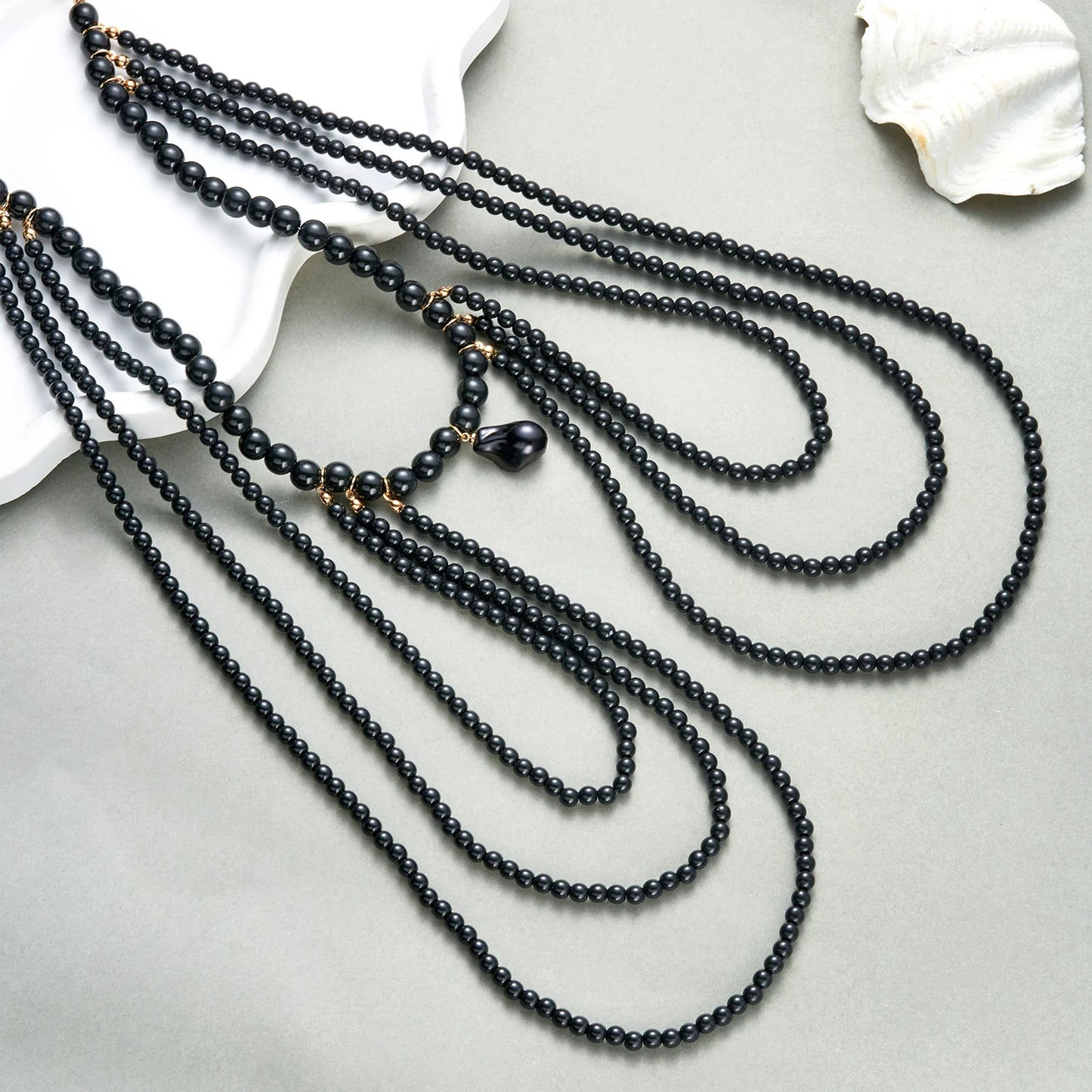 Elegant Multi-Layered Pearl Shoulder Chain Necklace for Women Luxury Wedding Dinner Body Chain Bridal Accessory
