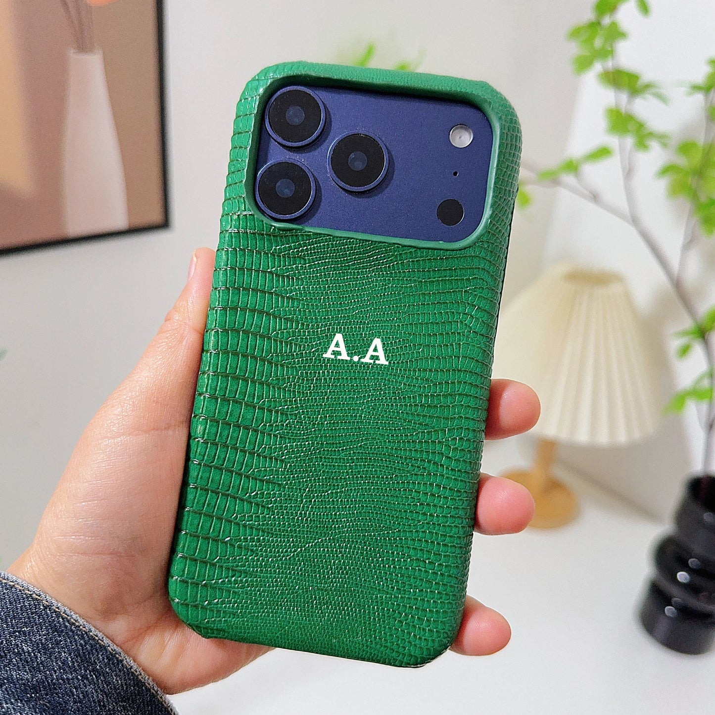 Customized letter Lizard pattern PU leather hard Case for iPhone17 16 15 14 Phone Cover 17 16 13 12 11 Pro Shockproof Back Funda