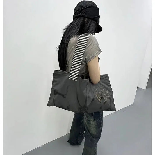Tote Bag Women 2026 New Nylon Fashion Simple Office Lady High-Capacity Shoulder Bag Handbag
