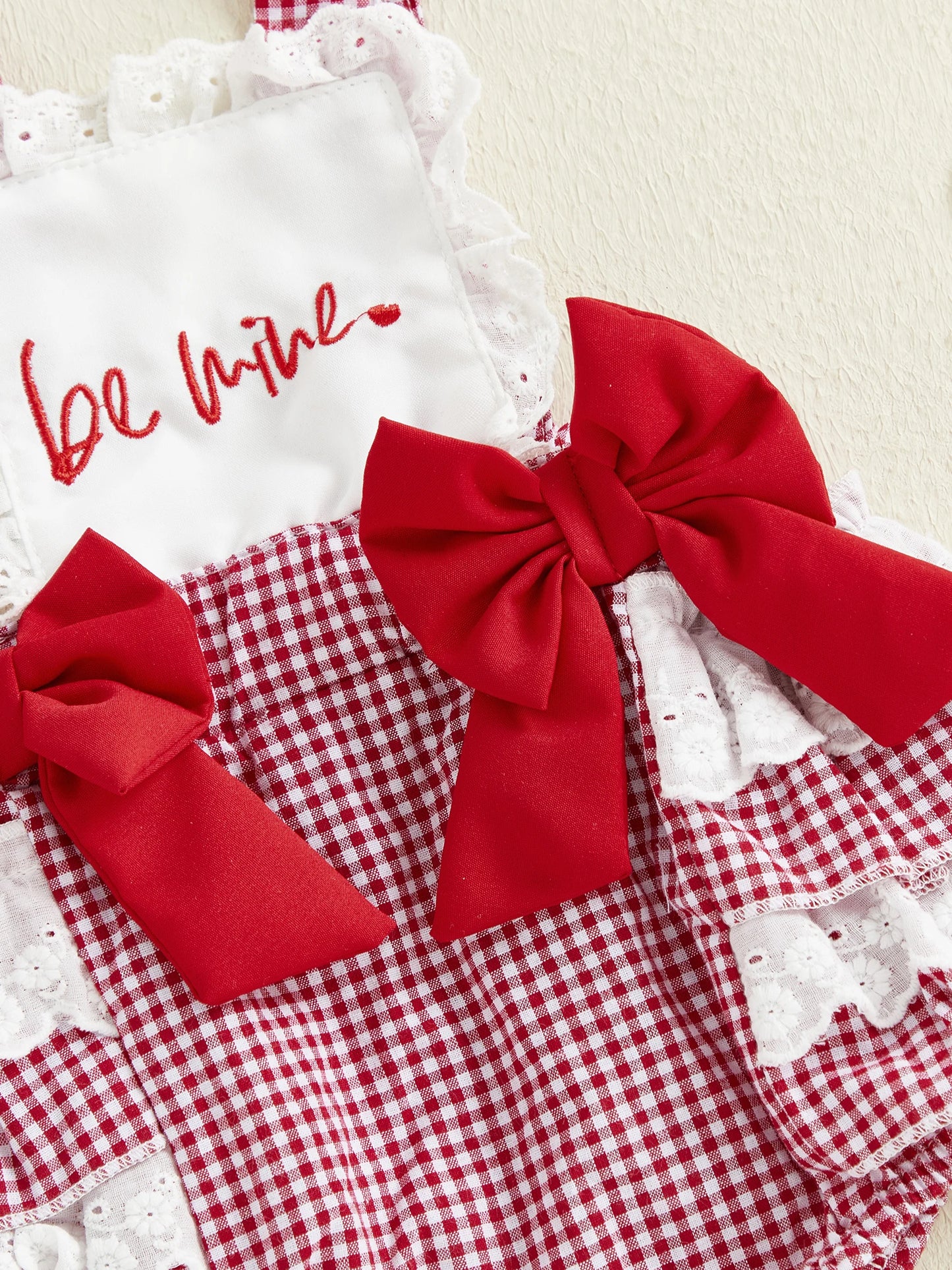 0-18M Valentine's Day Infant Baby Girls Rompers Sleeveless Square Collar Lace Ruffled Letter Embroidery Bow Jumpsuit