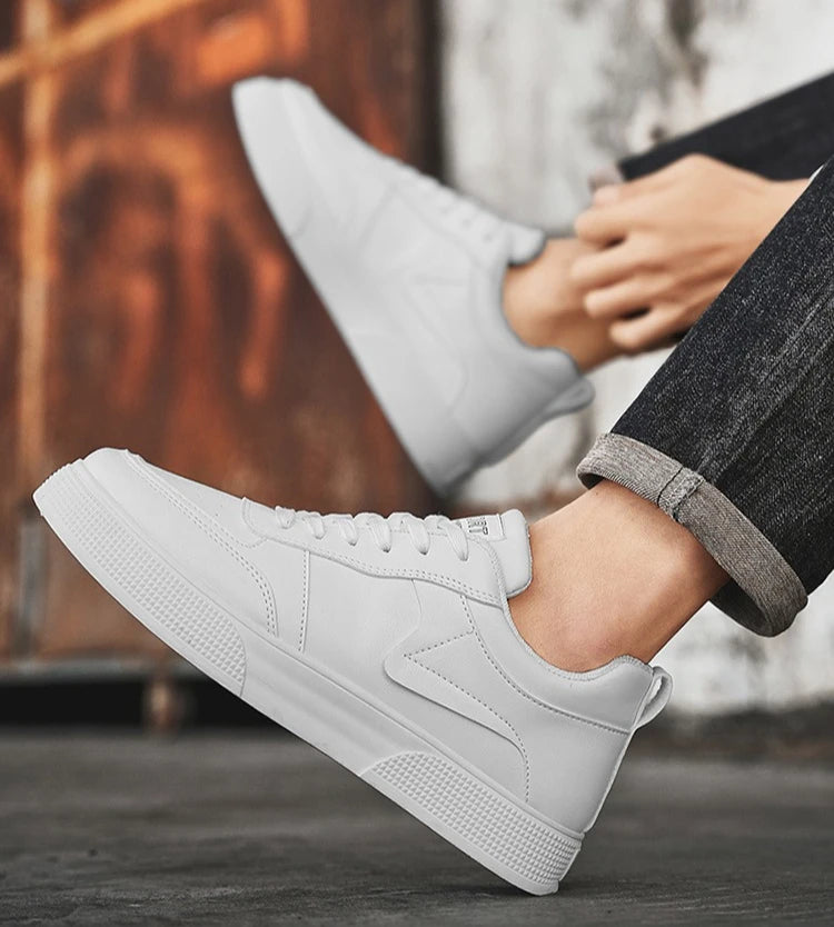 New plus size men's casual sports shoes versatile Korean version thick soled height increase white shoes student board shoes