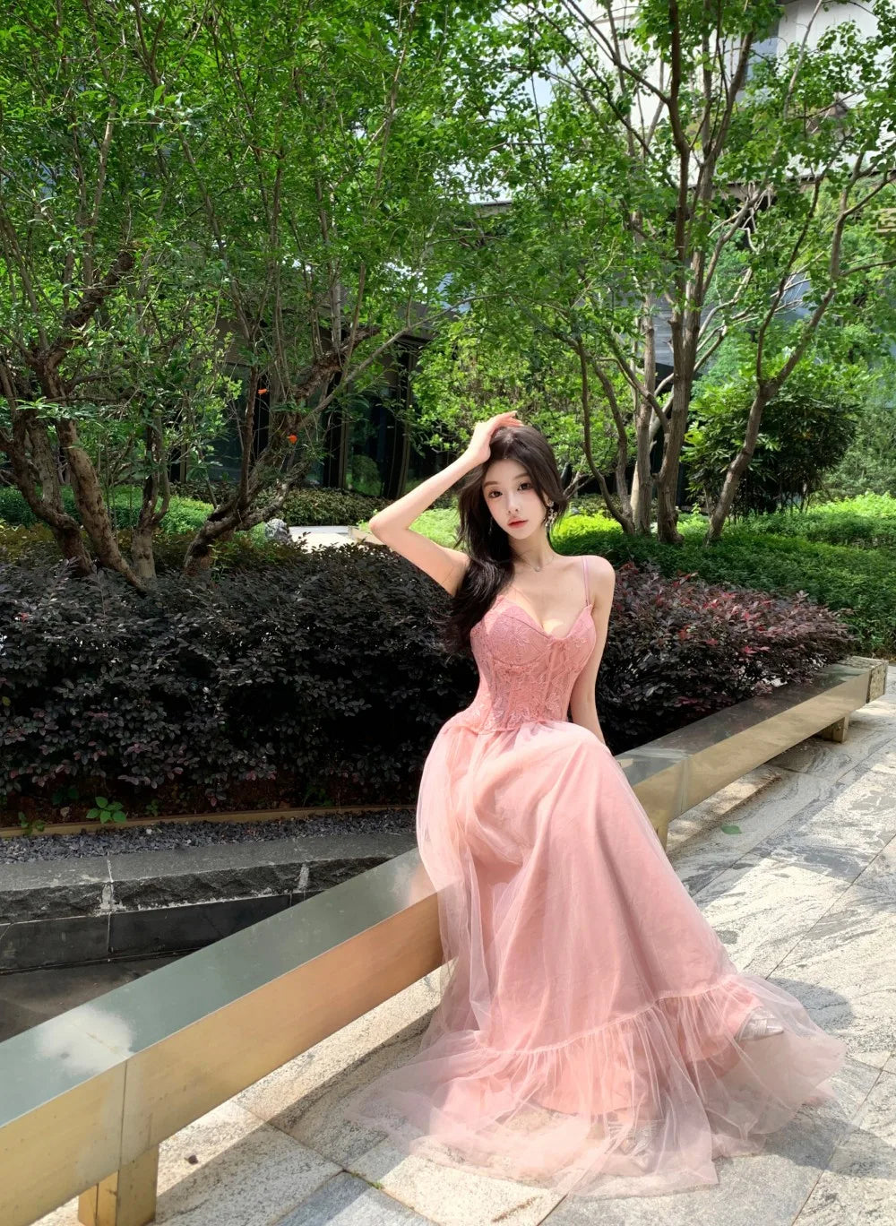 2025 French Elegant Luxury Evening Dress Women Chic Gown Fashion Mesh Lace Party Dresses Heavy Craftsmanship Boned Wedding Dress