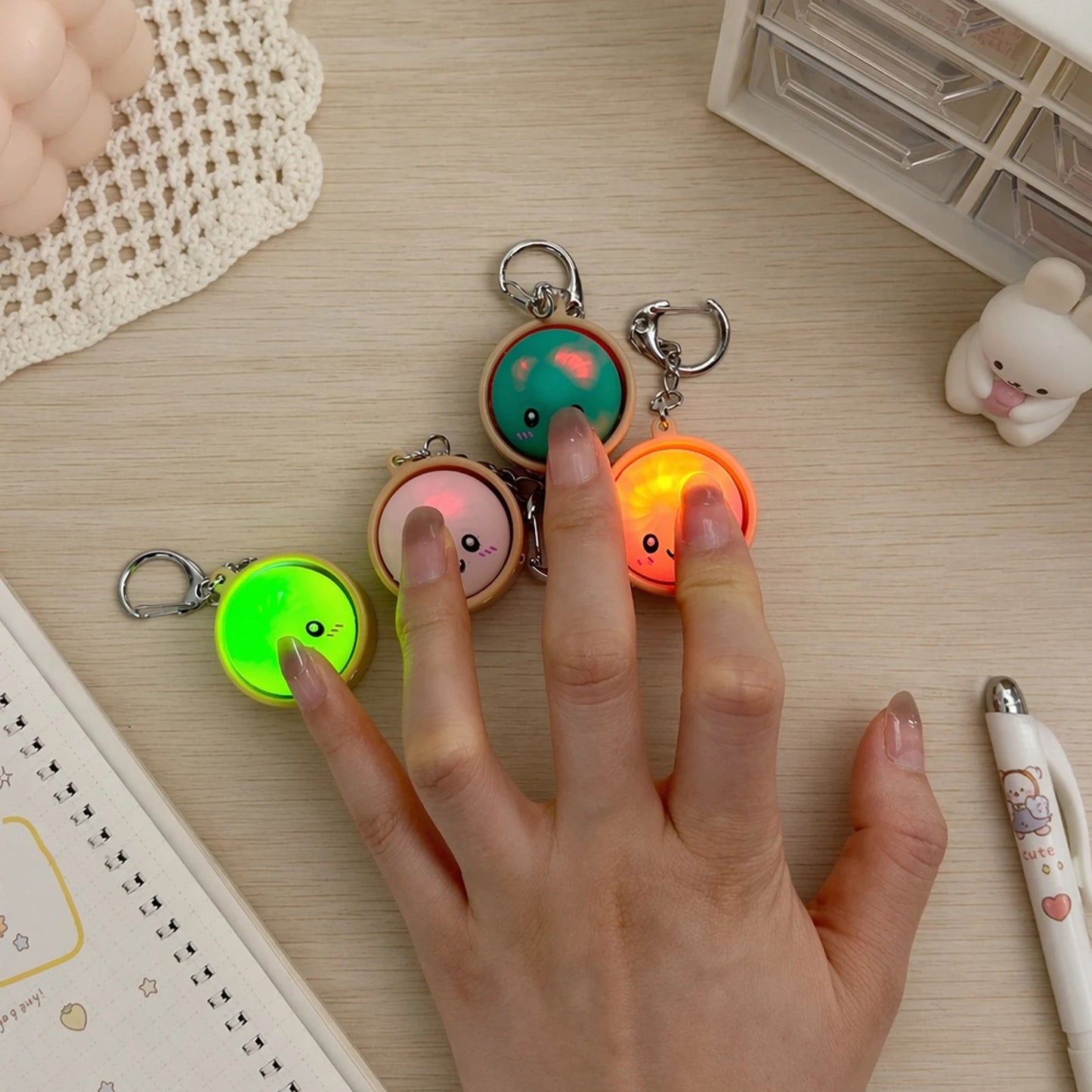 4-12PCS Simulation Dumpling Keyboard Clicker Stress Relief Toy Cute Keychains Decoration Gifts Emotion Fidgets Toy Mini Pendant