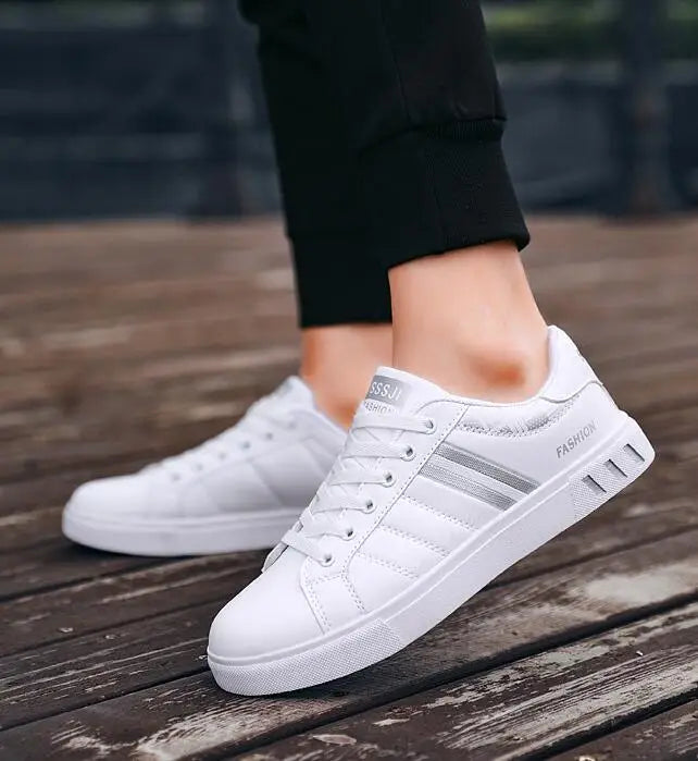 Men Flats Shoes Men's Sneakers Spring Autumn 2024 Outdoor Sport Shoes for Men Fashion Vulcanized Shoe