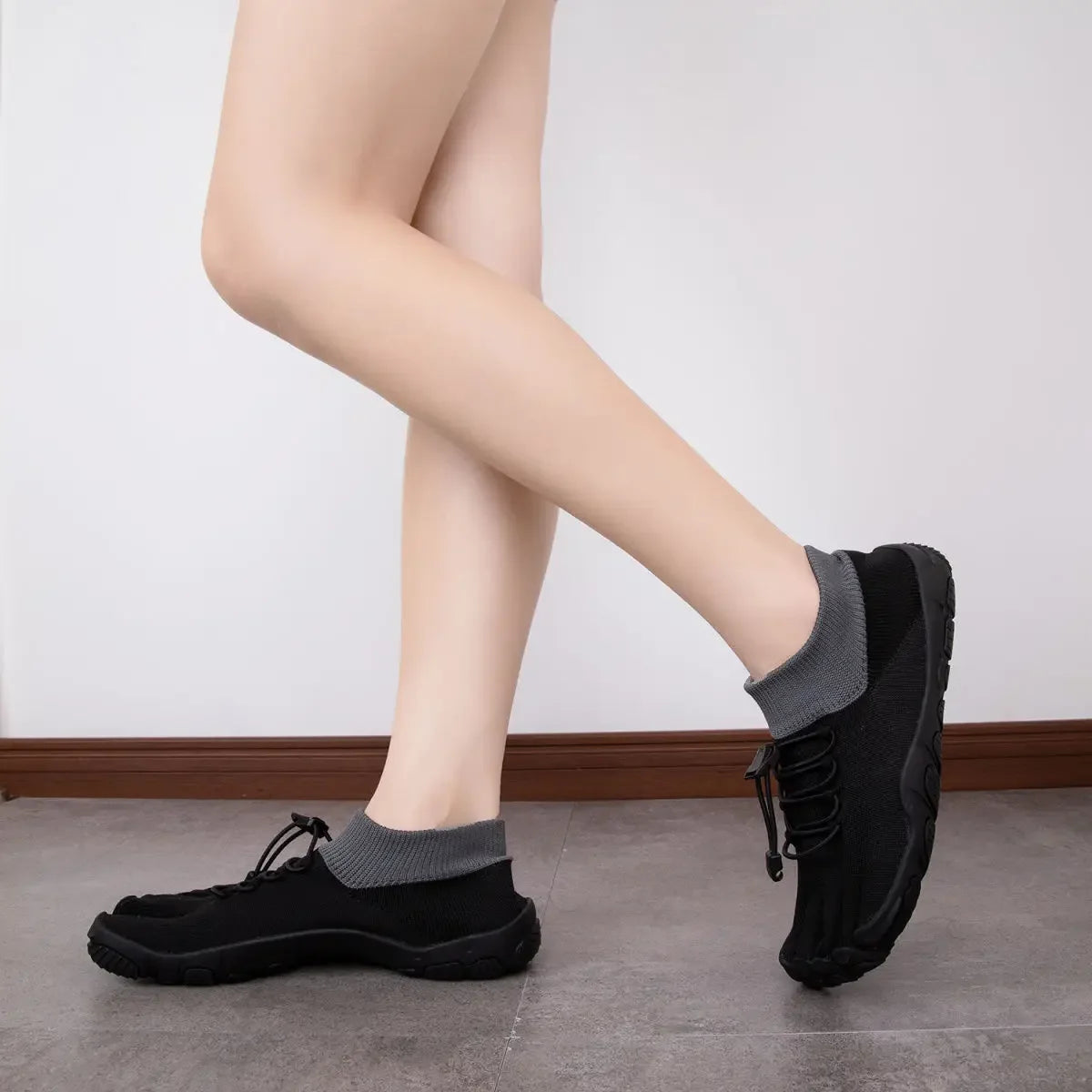 Split Toe Shoes FiveFingers Casual Sneakers Women Safety Walking Shoes Climbing Shoes Unisex Men Fitness Yoga Mesh Water Sneaker