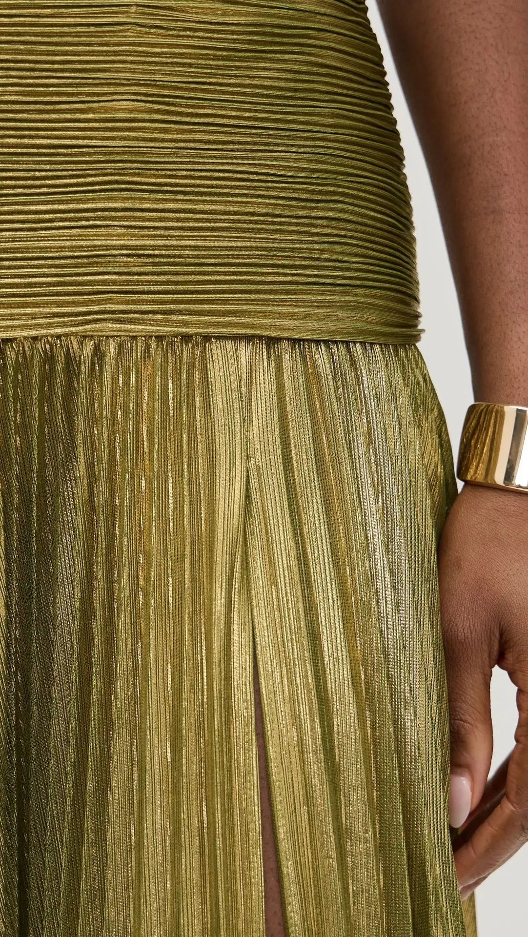 Gold Halter Neck Evening Dress Woman Chic Solid Color Pleated Backless Package Hip Slit Dress Fashion Trendy Lady Party Vestidos