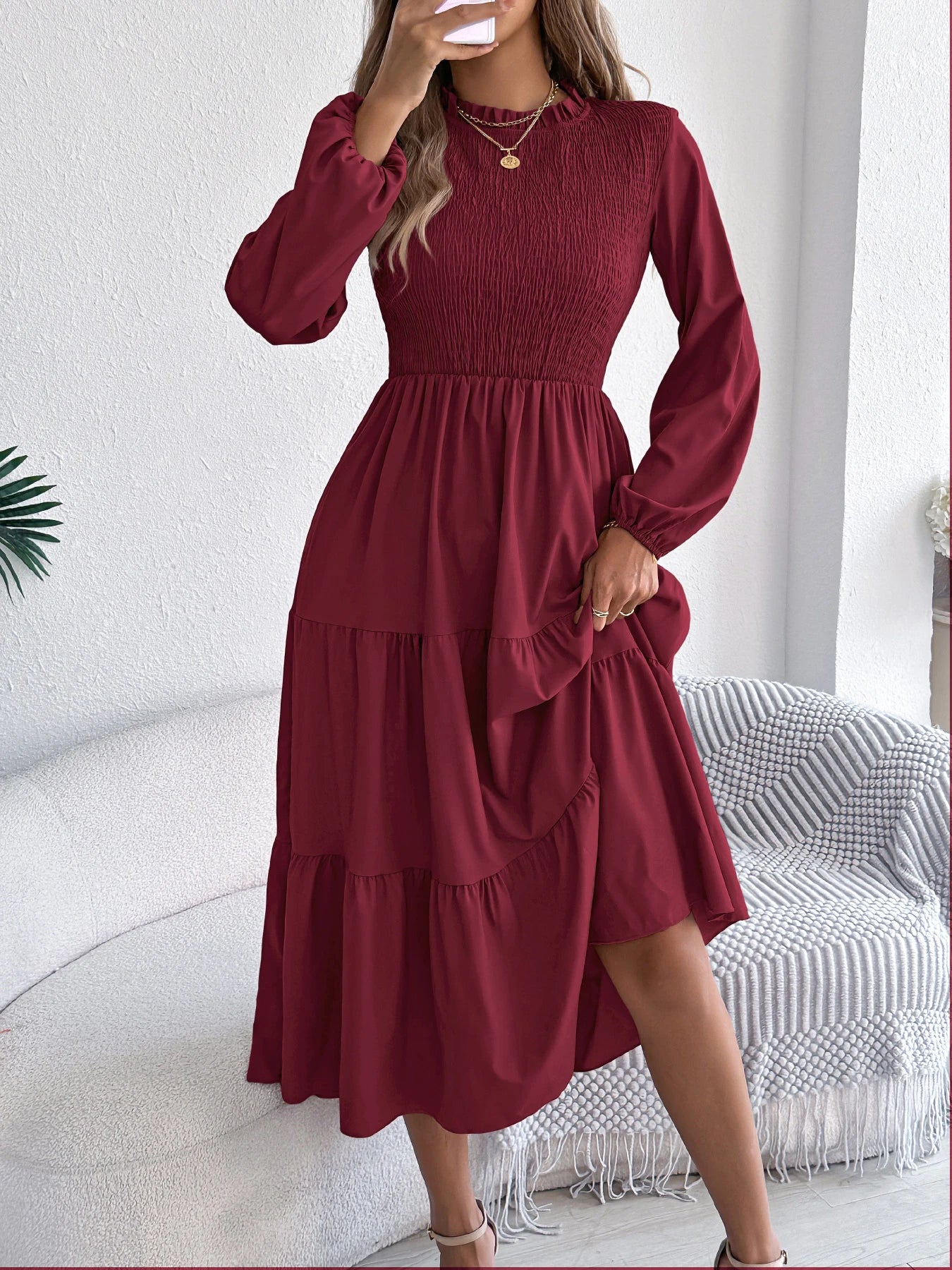 Women's Spring Vacation Solid Color Round Neck Long Sleeve Midi Dress with Ruffled Waist