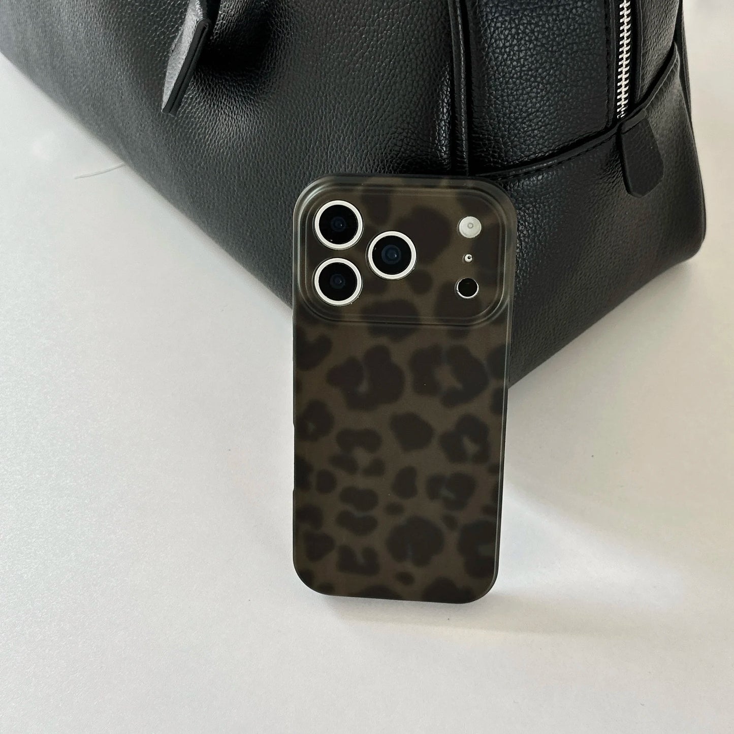 Retro Stylish Amber Color Lamber Pattern Glossy Phone Cover Case for iPhone 17 16 15 14 13 12 Pro Max Plus Air