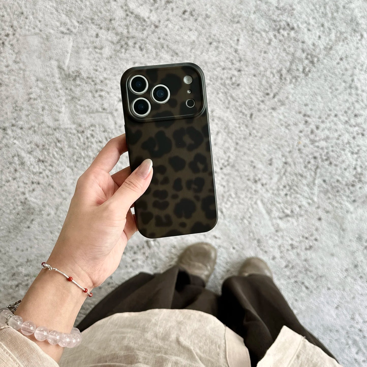 Retro Stylish Amber Color Lamber Pattern Glossy Phone Cover Case for iPhone 17 16 15 14 13 12 Pro Max Plus Air