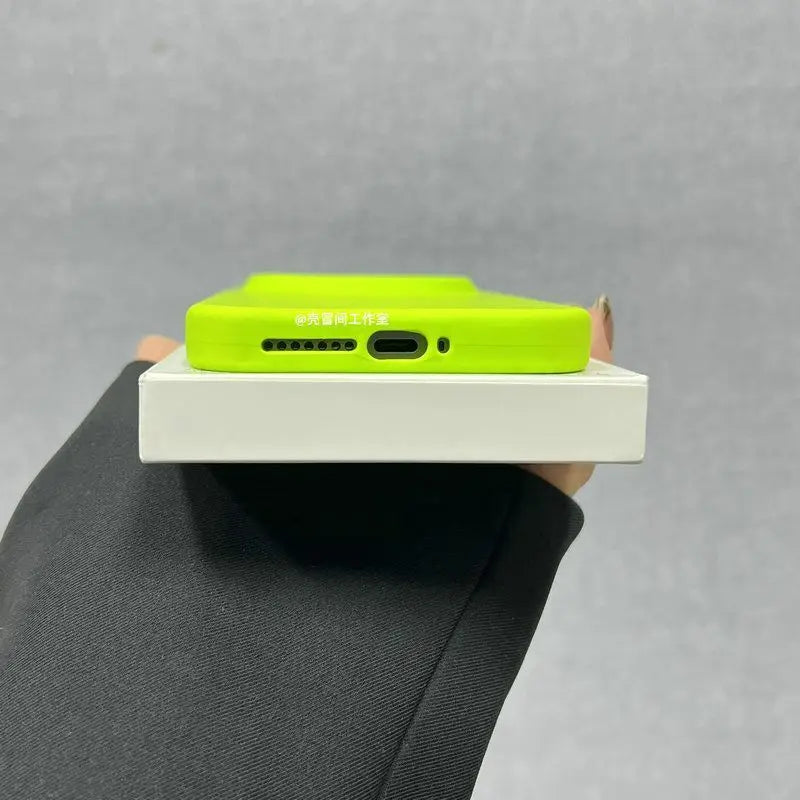 For Xiaomi 17 Ultra Case Luxury Liquid Soft Silicone Comfortable Feel Back Cover For Xiaomi Mi 17 Ultra Shell Bumper
