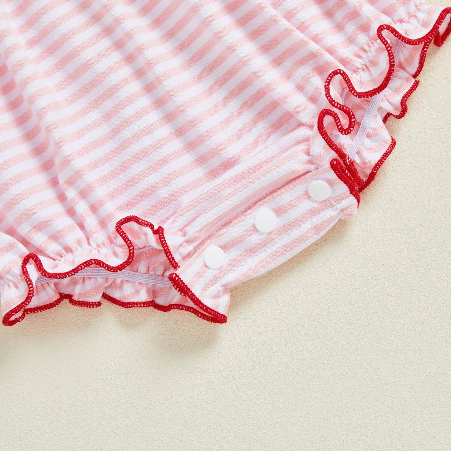 0-18M First Valentines Day Baby Girl Outfit Newborn Heart Smocked Bubble Romper Bodysuit Cute Valentines Day Baby Clothes