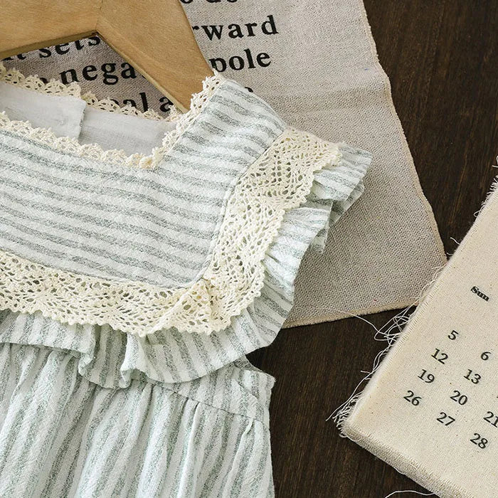 2025 New Summer Toddler Baby Girls Jumpsuit Short Sleeved Cotton Stripe Newborn Baby Girls Romper 0-24M Baby Girls Clothing