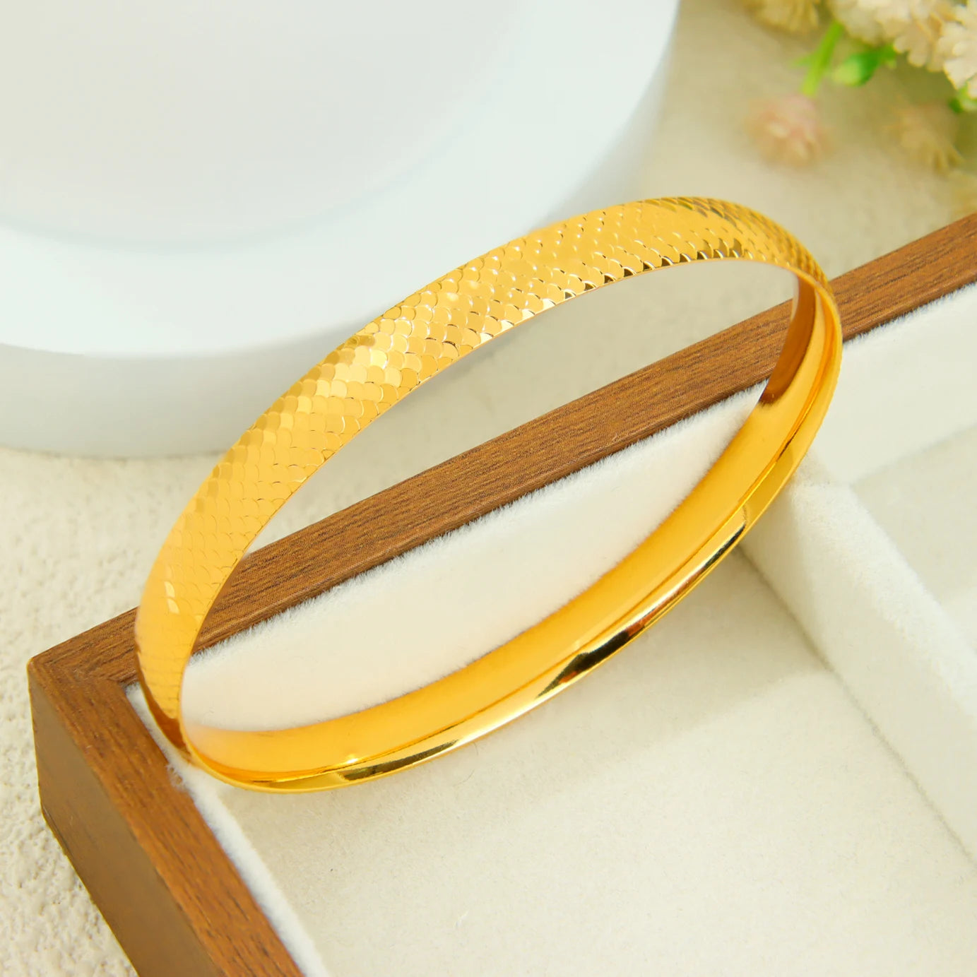 Arabic Bridal Wedding Cuff Bracelet 24k Gold Plated Dubai Simple Fashion Wrap Bangles Oman Women Event Party Daily Jewelry