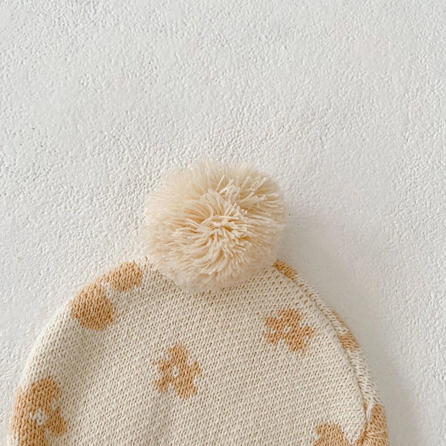 Baby Clothing 2025 Autumn Winter New Fashionable Casual Simple Sweet Floral Jacquard Coat Knitted Pants Hat Socks Kids Clothes