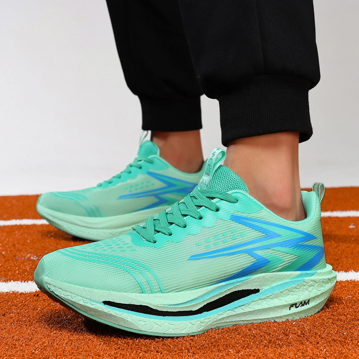 Men Running Shoes Speciality Marathon Sports Shoes Breathable Lightweight Carbon Board Women's Trend Athletic Sneakers Women