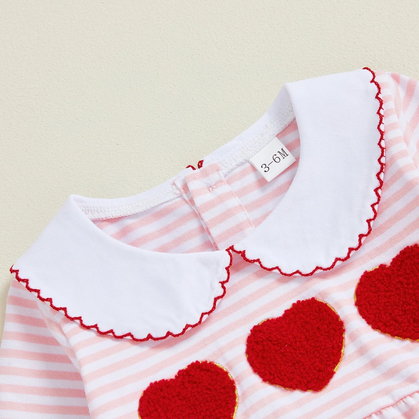 0-18M First Valentines Day Baby Girl Outfit Newborn Heart Smocked Bubble Romper Bodysuit Cute Valentines Day Baby Clothes