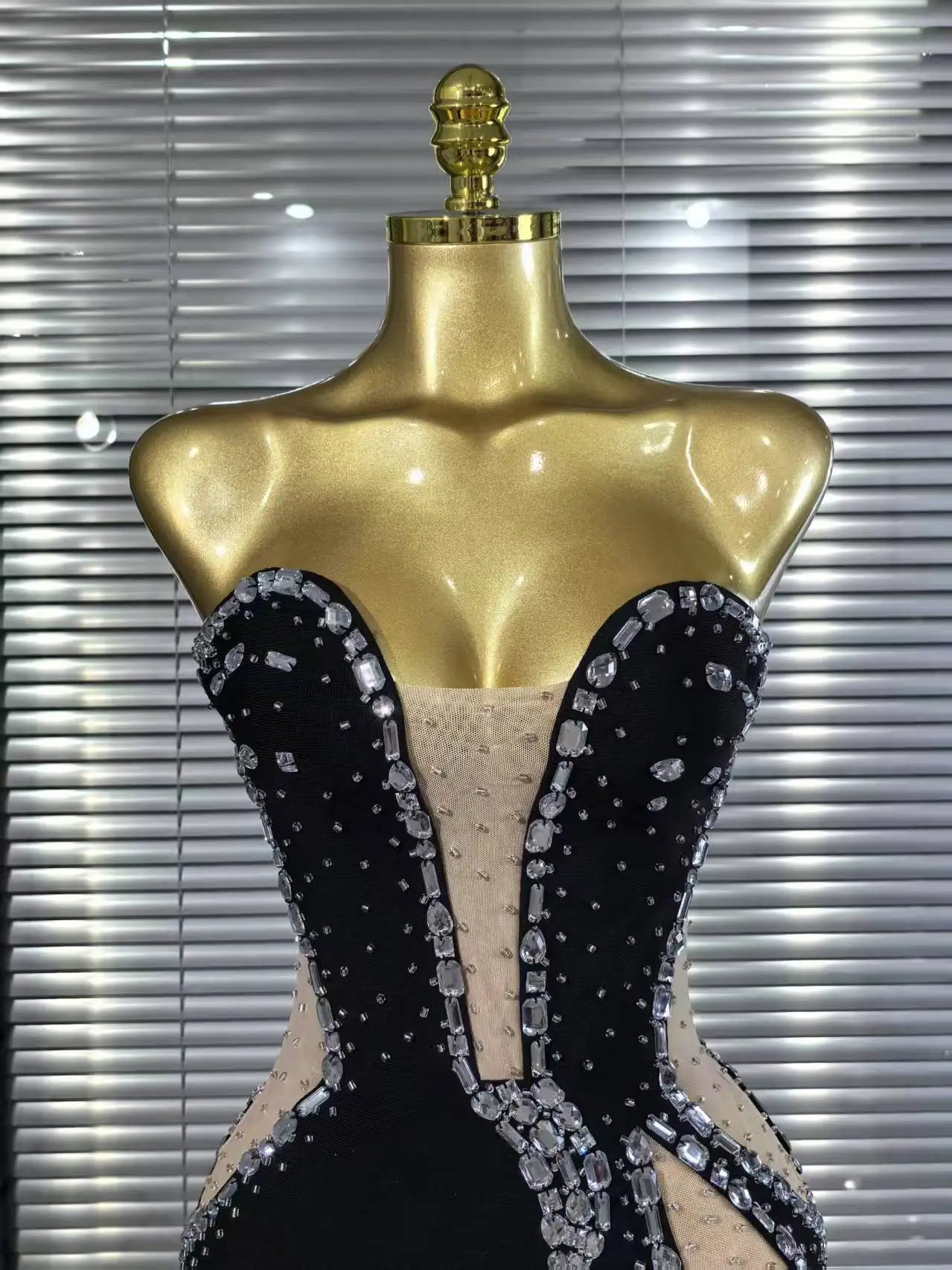 White Black Women Sexy Strapless Shinning Crystal Bodycon Mini Bandage Dress Nightclub Party Celebrate Birthday Cocktail Dress