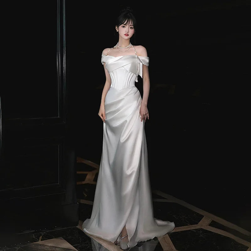 French Style Luxury Pleat Satin Strapless Light Wedding Bridal Dress Off-Shoulder Light Wedding Dress Birthday Party Prom Gowns
