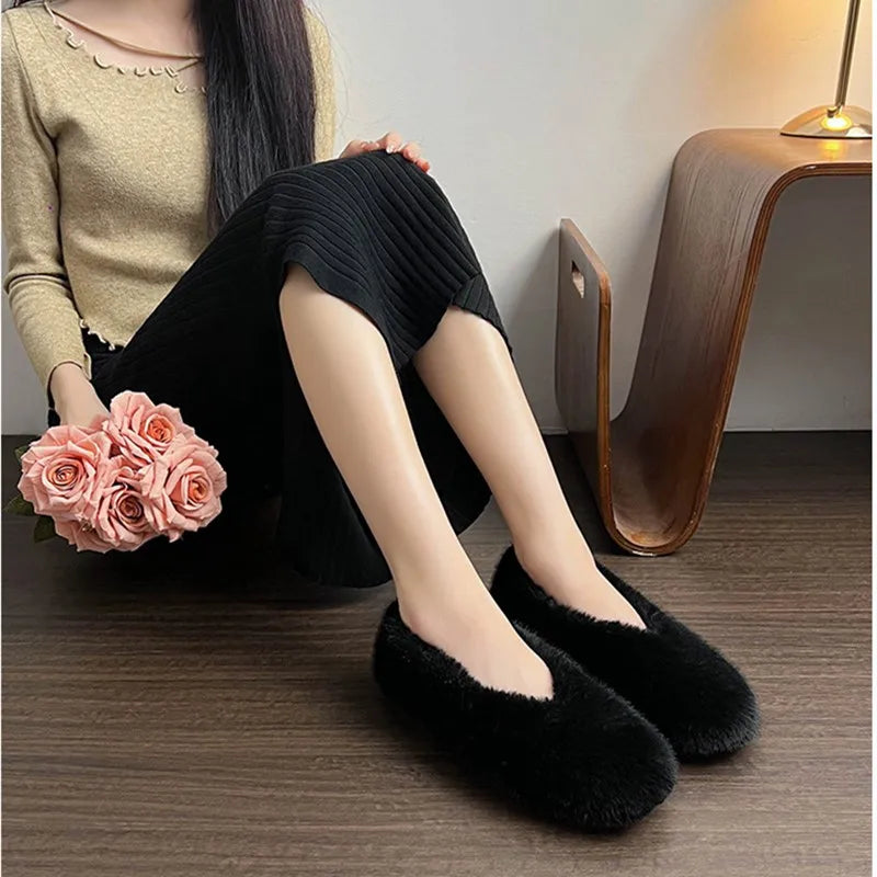 Women's Shoes 2025 New Style Warm Mink Wool Fleece Soft-soled Bean Shoes, Plus-size Women's Shoes43 Mom Shoes Luxury Shoes Women