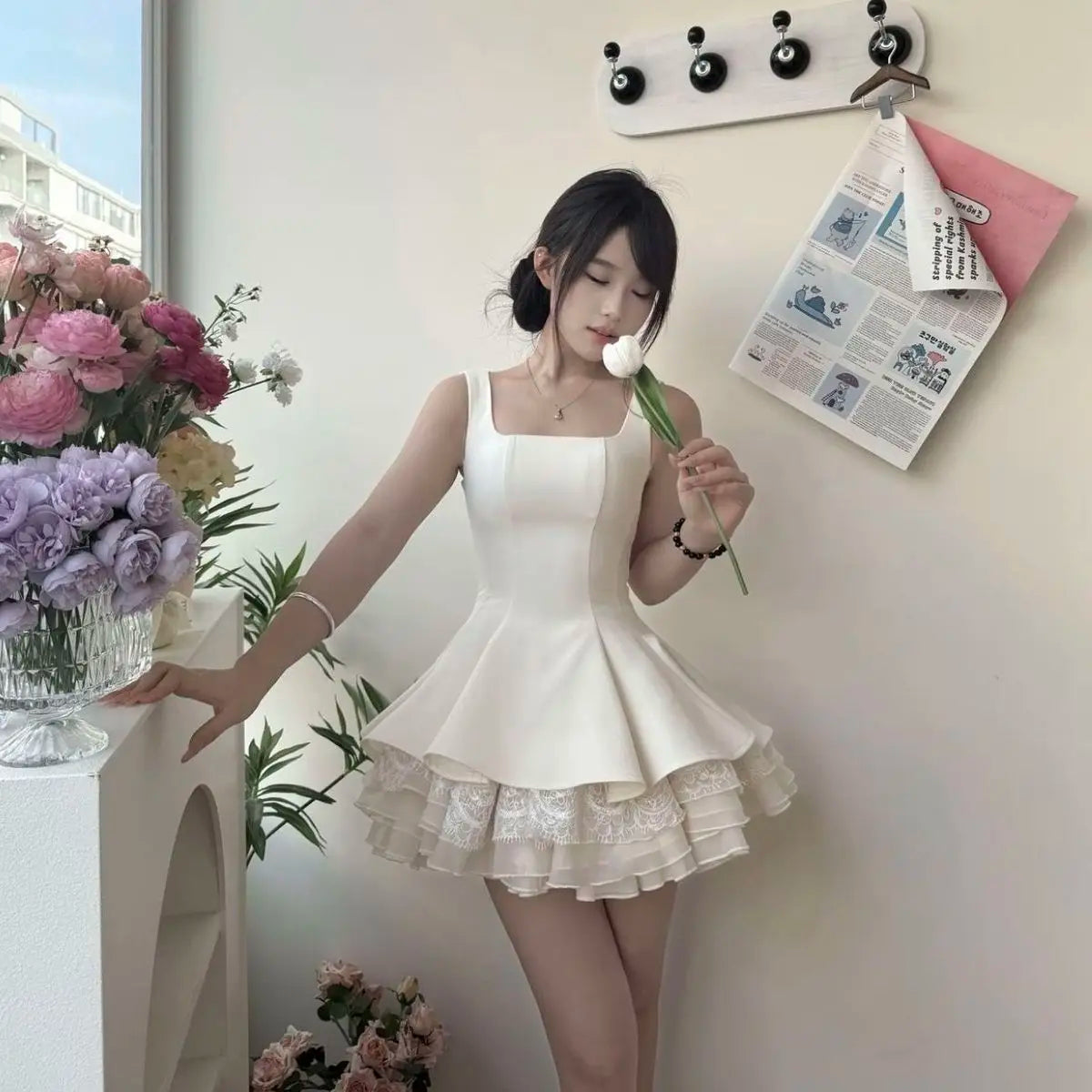 Elegant Sweet Princess Sleeveless Waist Tight Women White Summer Dresses Lace Ruffle Hem Party Dress Female Chic Popular Clothes