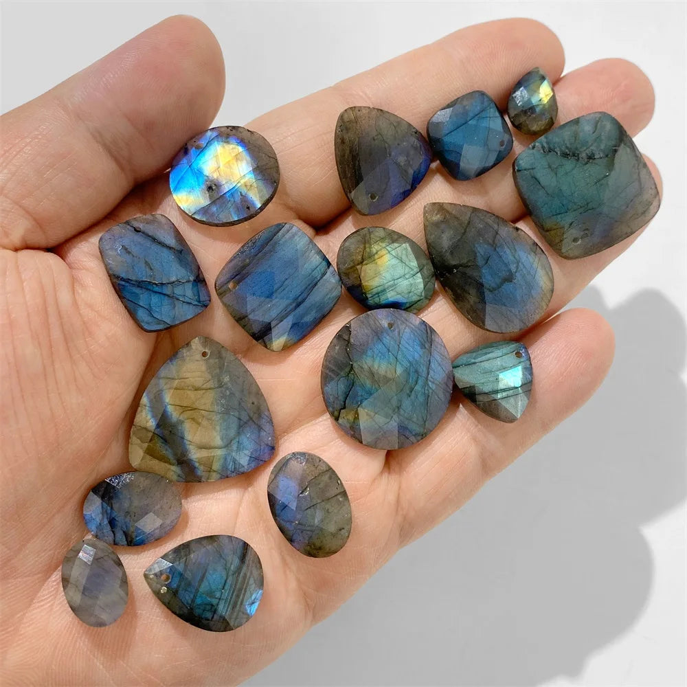 High Quality Natural Stone Labradorite Beads Charms Shiny Healing Gem Stone For Jewelry Making Necklace Earrings Accessries