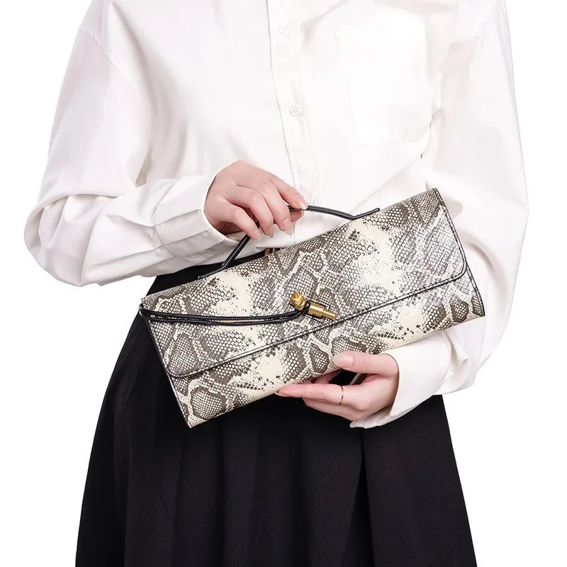 Diaper Bag Fashionable Trendy Stylish Leather Crossbody Handbag Women Elegant Classic Designer Paris Large Capacity