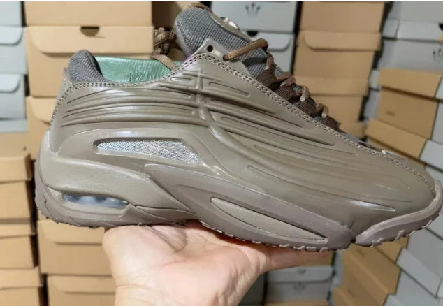 Men's Sport Shoes Anti-slip Basketball Shoes Low Help Glide Basketball Shoes Big Eyes Fashionable Running Shoes Duck Shoes