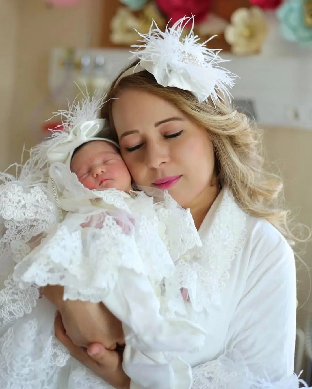 Dollbling Butterfly Jewelry Crown Gift Clothing Sets Welcome Home Lace Baby Rompers Mittens Bonnet Pajamas Outfit 4pcs Layette