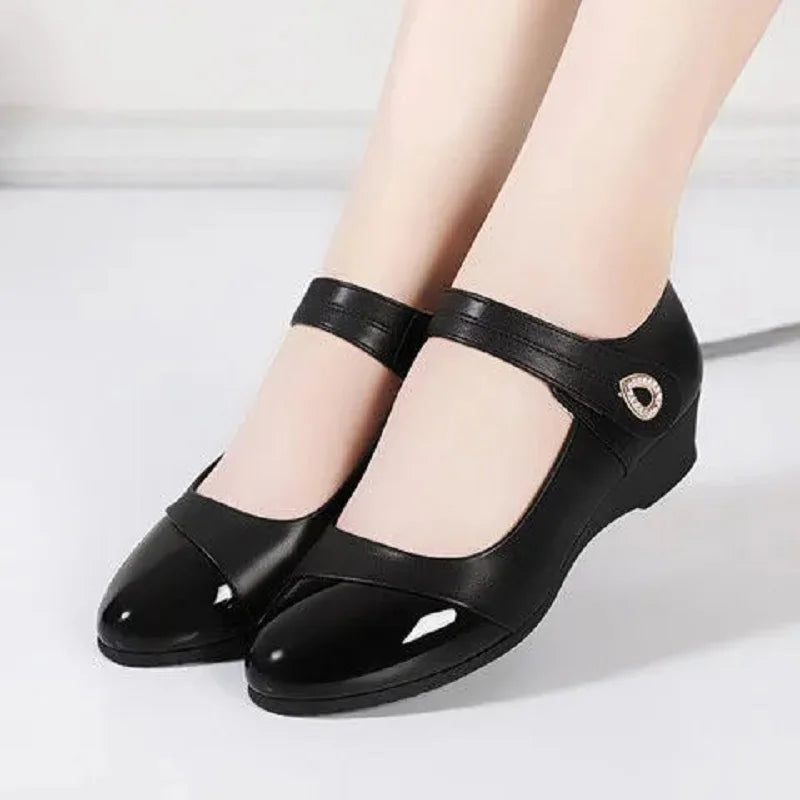 Zapatos De Mujer Women Cute Comfort Buckle Strap Black Patent Leather Height Increased Shoes Lady Cool Wine Red Heel Shoes E818
