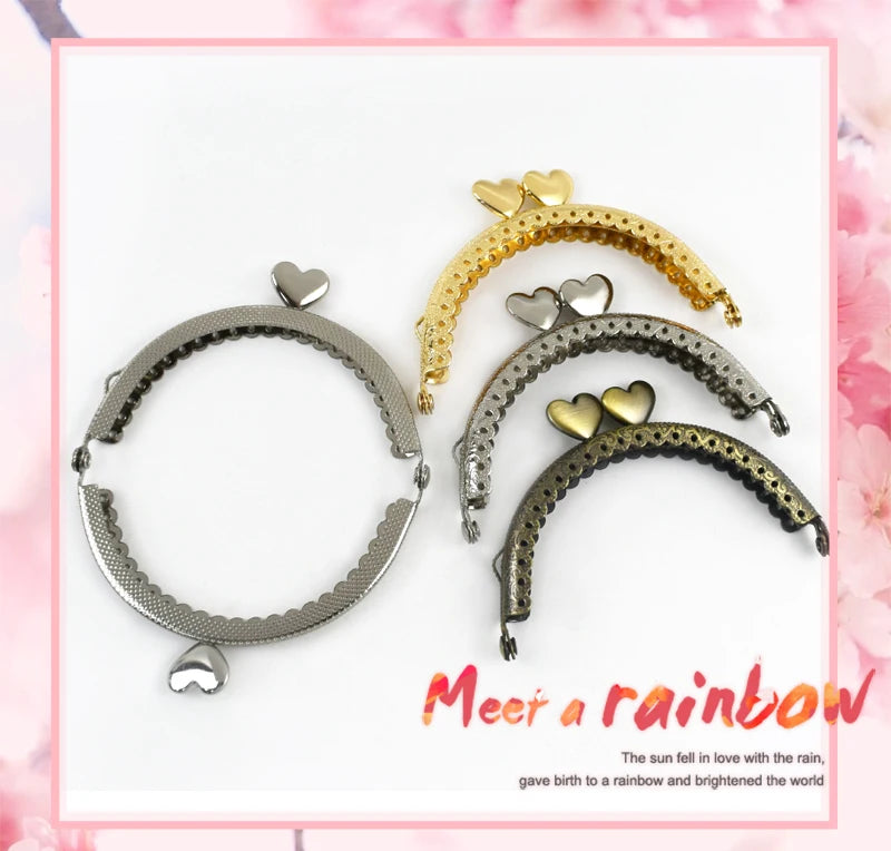 1/2/5/10Pcs 8.5cm Embossed Metal Bags Handle Purse Frame Kiss Clasp for Coin Wallet DIY Handmade Sewing Brackets Bag Accessories