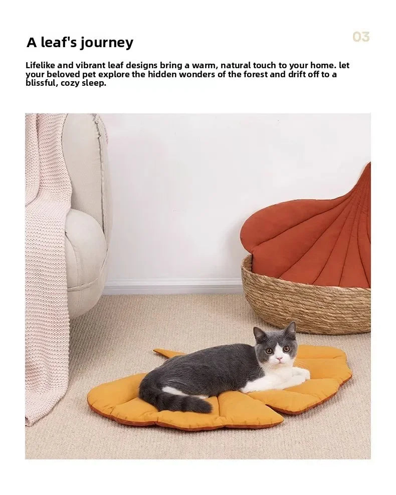 1/2PCS Leaf Shaped Cat Bed and Pet Mat Soft Washable Reversible Non-Slip Cushion for Cats and Dogs Indoor Travel Camping Pet Bed