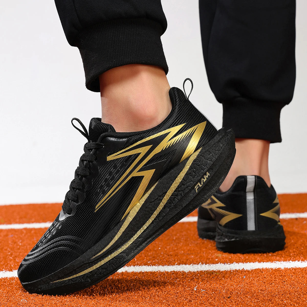 Men Running Shoes Speciality Marathon Sports Shoes Breathable Lightweight Carbon Board Women's Trend Athletic Sneakers Women
