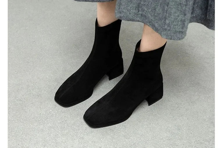 2023 Autumn/Winter New Square Headed Suede Short Boots Women's Boot with Thick Heels and Mid Heel Single Boots