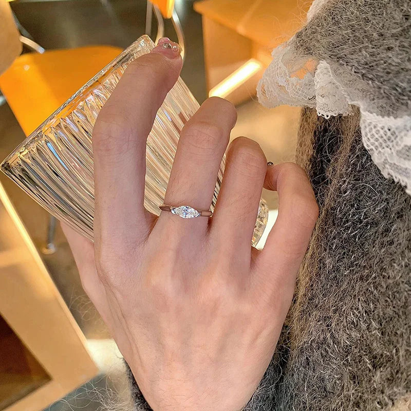 TFGLBU New 1CT Marquise Moissanite Ring for Women Proposal Wedding Diamond Band for Women 925 Sterling Silver Crown Single Ring
