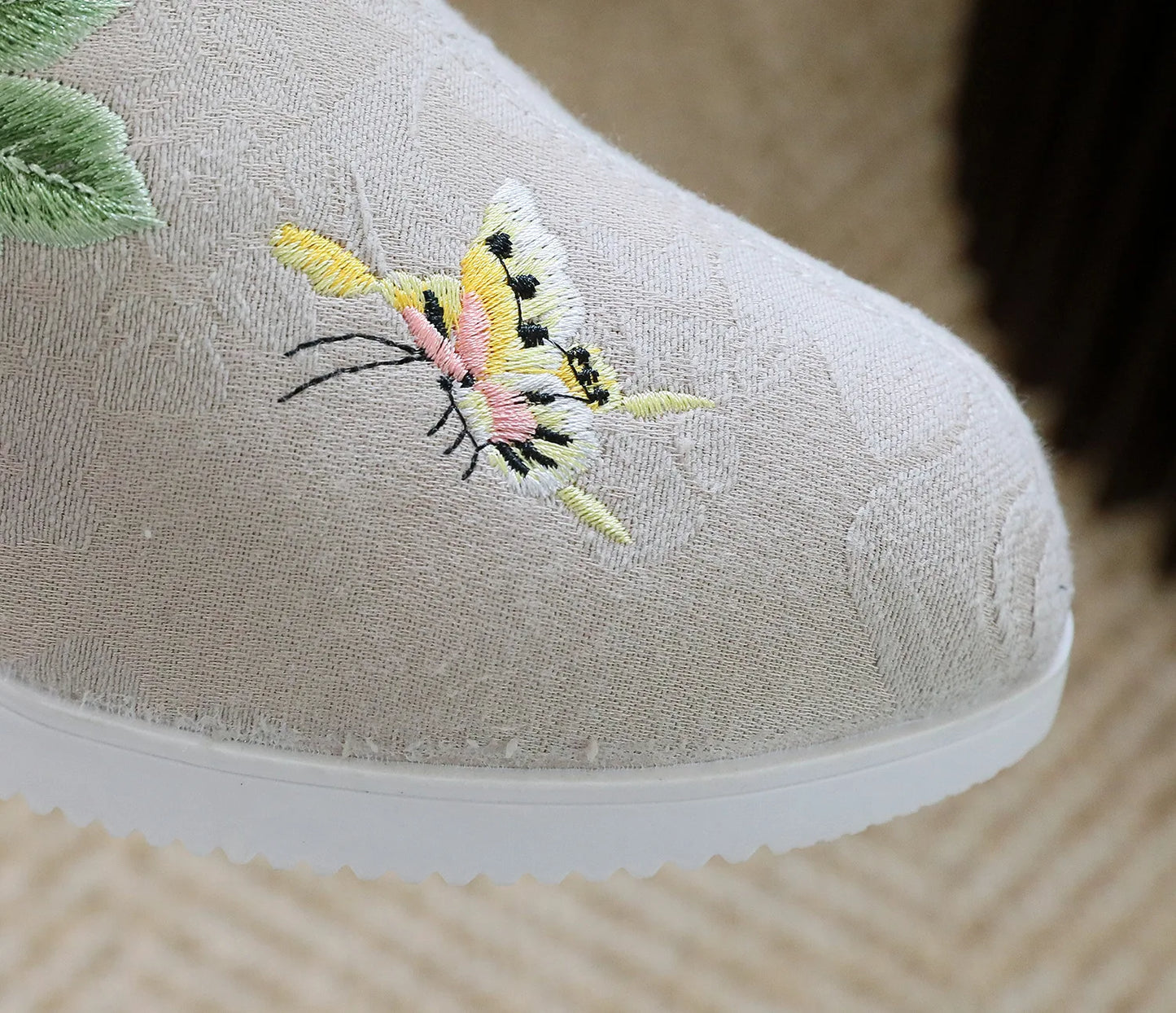Winter Fashion Shoes Embroidered Fur Boots For Woman Bota Ancient Costume Botines Para Mujeres Hanfu Women's Boots Botas Mujer