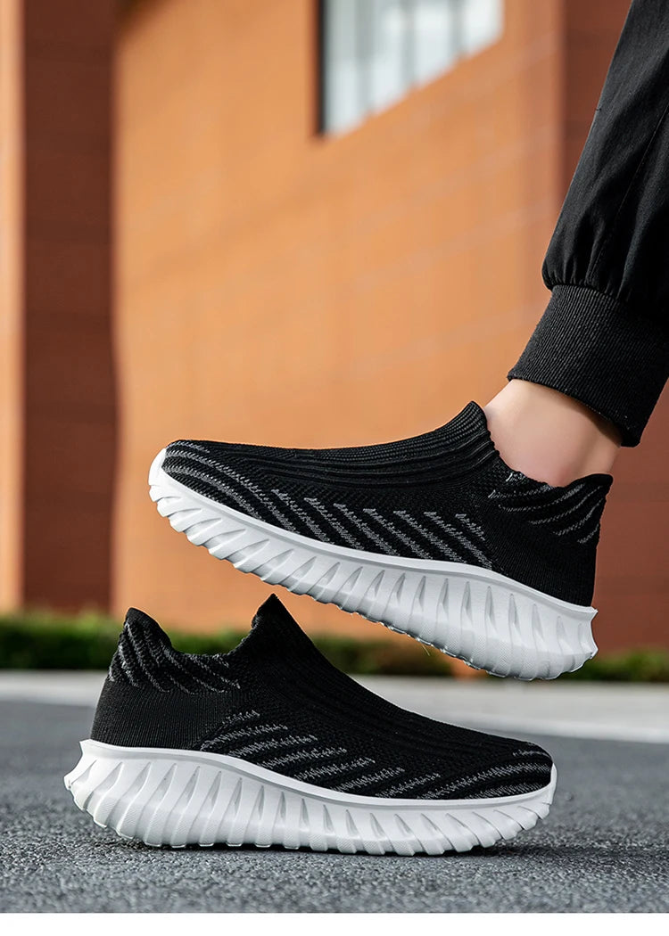 Men Sock Shoes Women Running Thick Sole Fashion Casual Sneakers Breathable Sport Shoes Couple Walking Fashion Sneakers Shoes