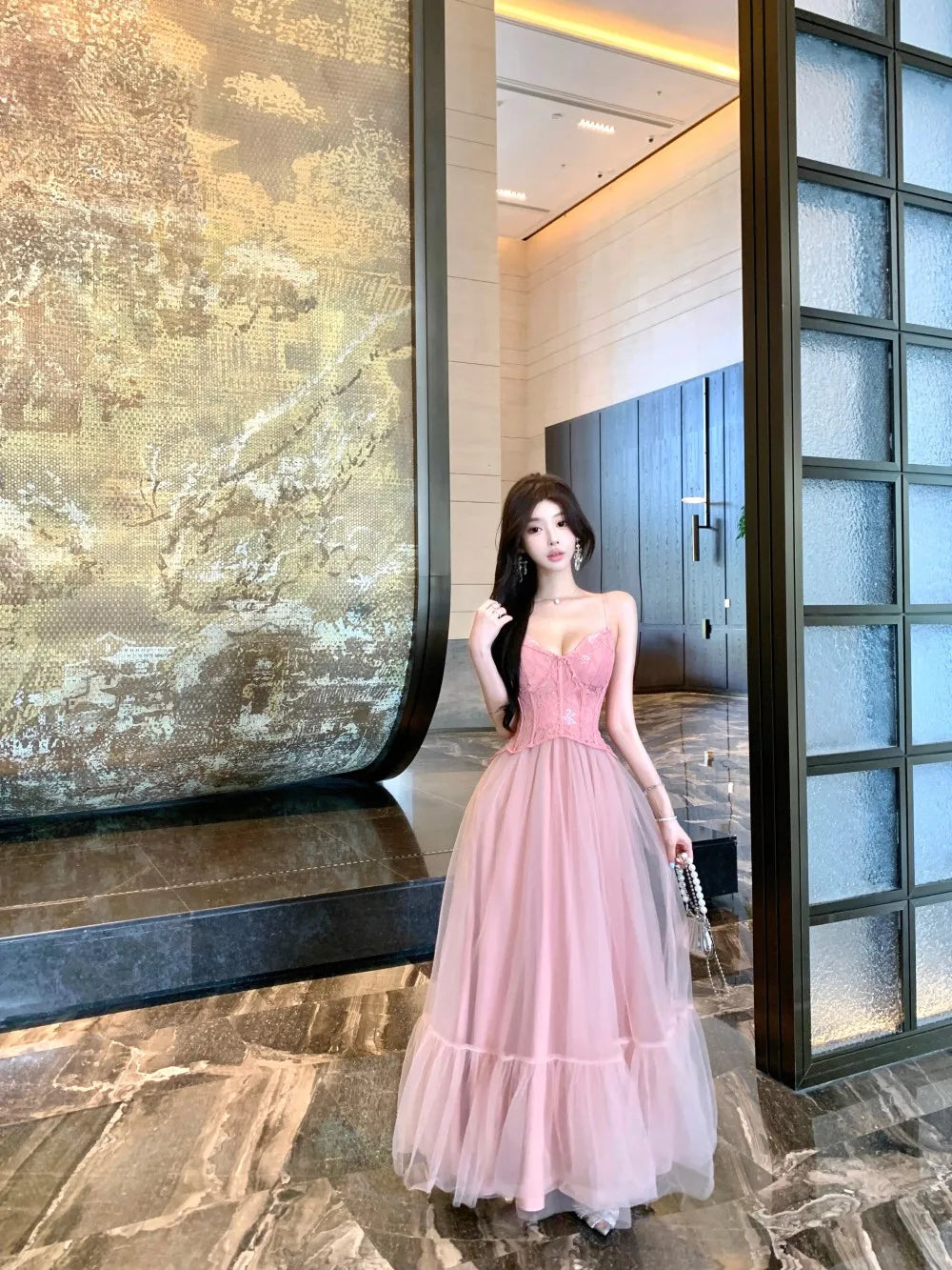 2025 French Elegant Luxury Evening Dress Women Chic Gown Fashion Mesh Lace Party Dresses Heavy Craftsmanship Boned Wedding Dress
