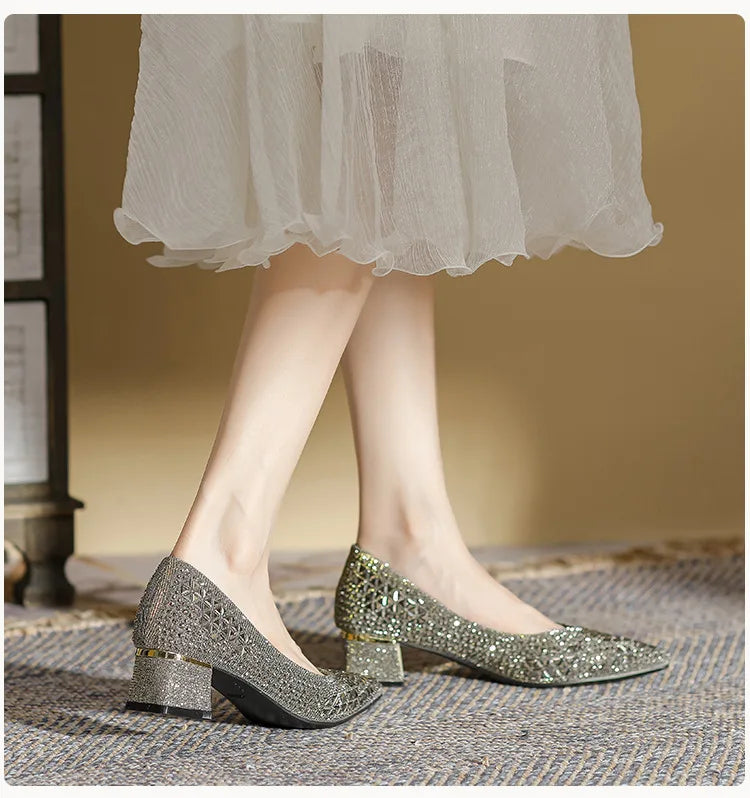 Sequines Cloth Gold rivets pumps women pointed toe glitter med-high heels shoes metal heeled female tacones elegant OL shoes