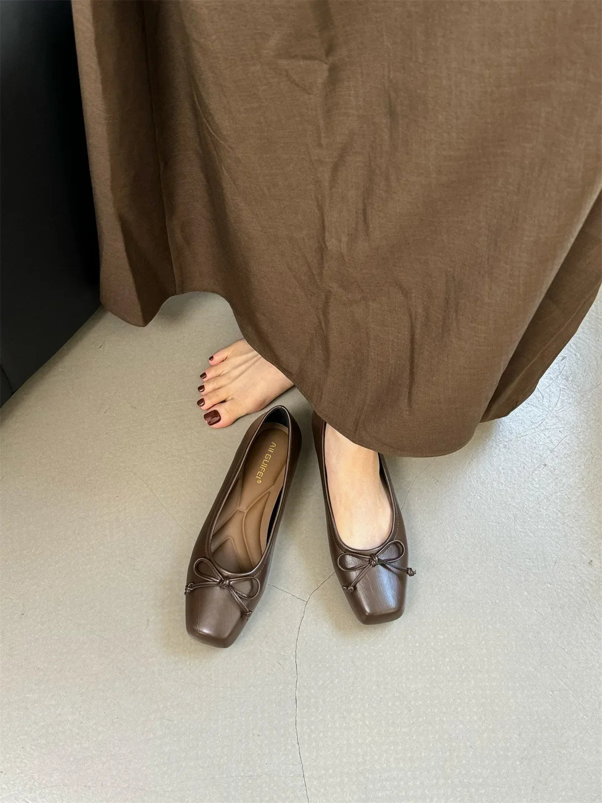 Gentle Fairy Style Flat Bottom Single Shoes Women's Spring 2025 New Butterfly Knot Square Head Silver Color Bean Shoes